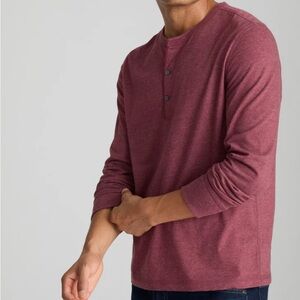 Untuckit Mens Red Yannick 3-Button Long